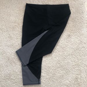 Fabletics Crop Leggings